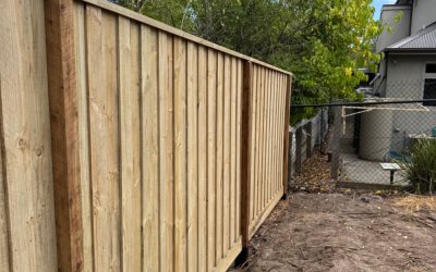 New Fencing For Royal Melbourne Golf Course